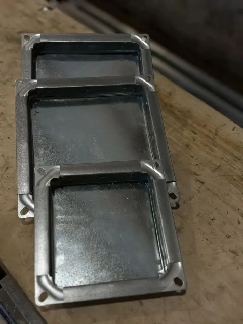 Заглушки прямоугольные с фланцами